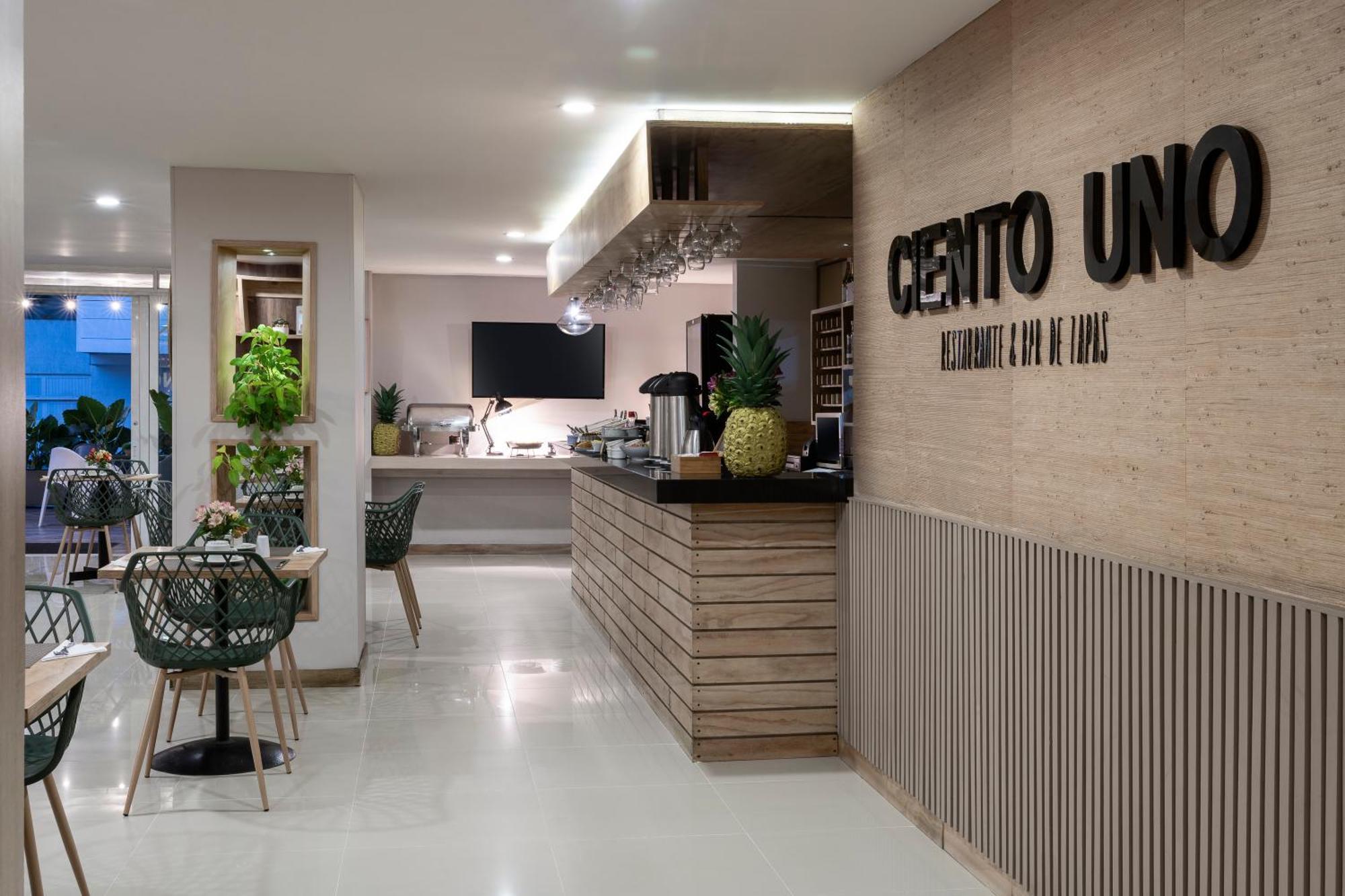 Hotel Ms Ciudad Jardin Cali Kültér fotó